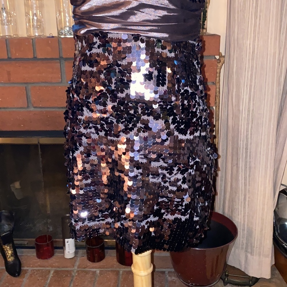 BX43 Forever 21 short sexi dress with sequins - Picture 3 of 7